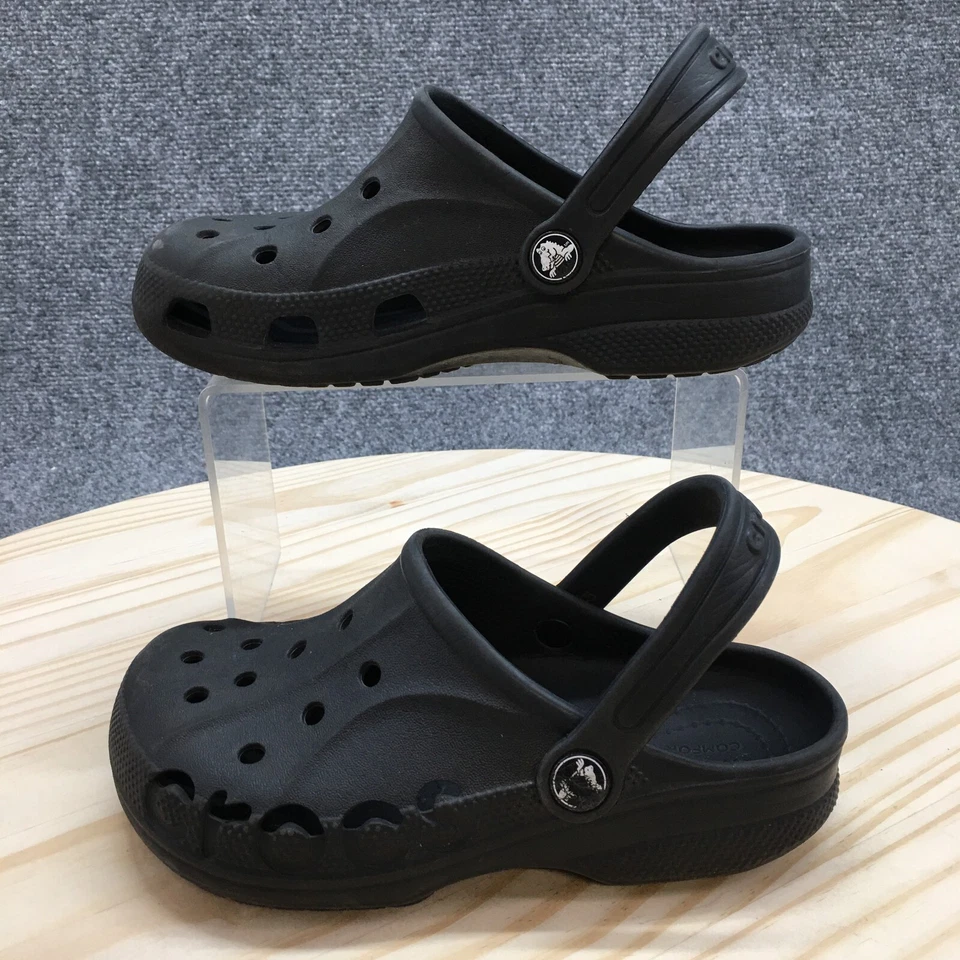 Crocs Zapatos Junior 2 Baya Zuecos Negros Perforados Cómodos Informales Puntera Cerrada Planos Foto 3 de 4