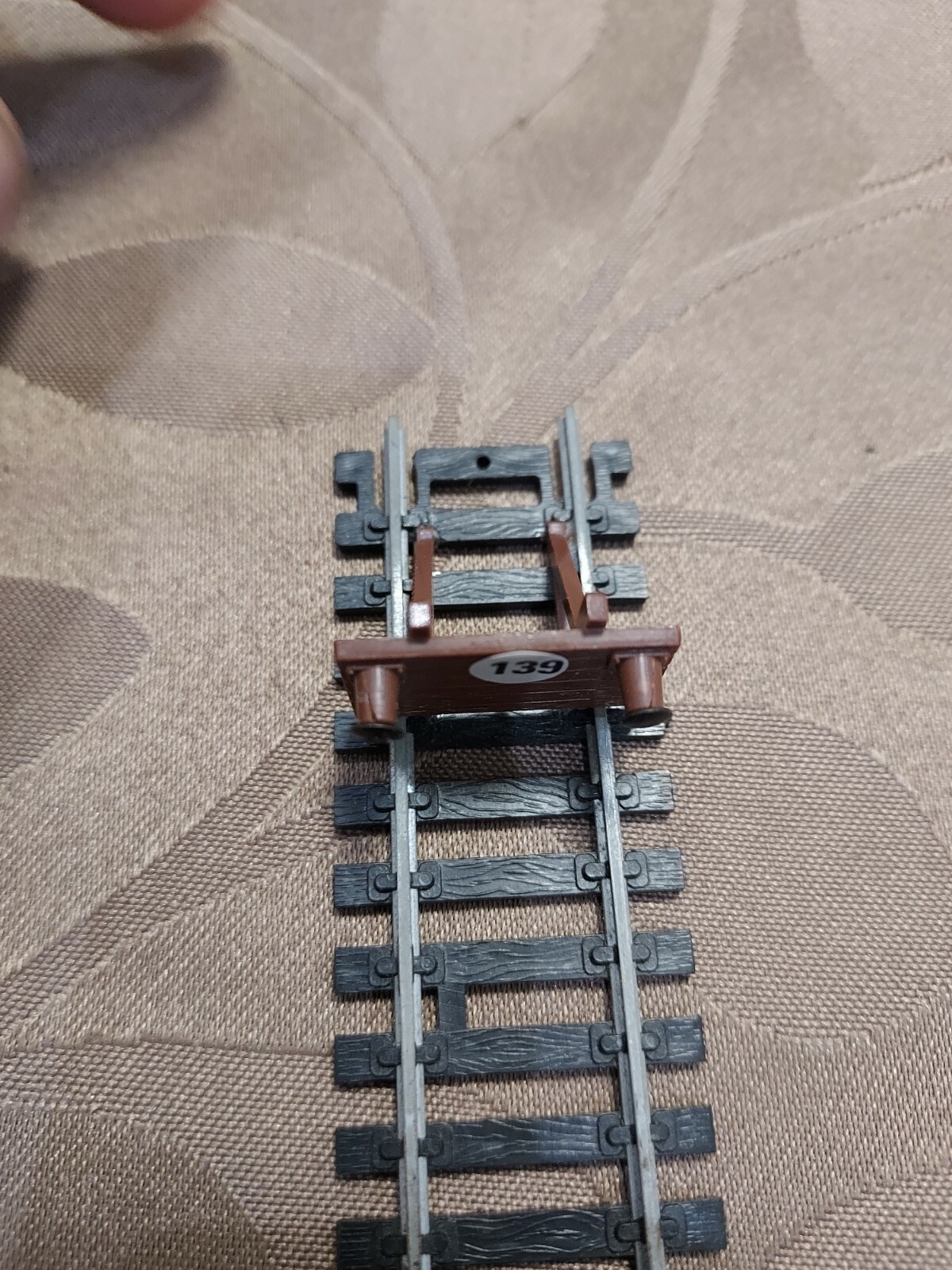 Modélisme ferroviaire Jouef HO: rail butoir heurtoir tampons acier Modélisme ferroviaire Jouef HO: rail butoir heurtoir tampons acier