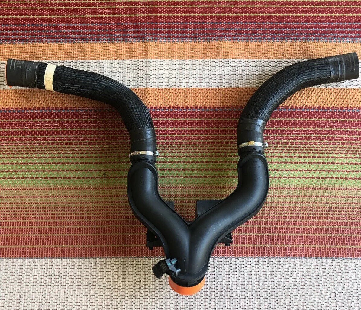 Maserati Ghibli 2014 Air inlet assembly P/N 67000135