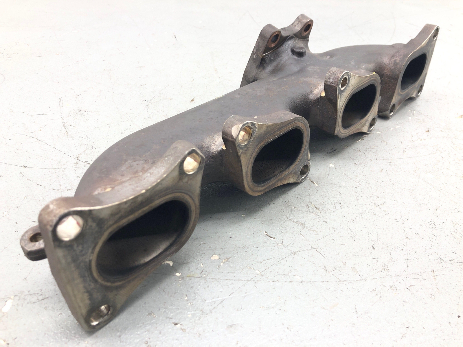 2020-2023 MCLAREN GT 4.0L LEFT SIDE ENGINE EXHAUST MANIFOLD PIPE 22FA008GP OEM