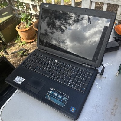 Asus X5DC Laptop Ersatzteile oder Reparatur