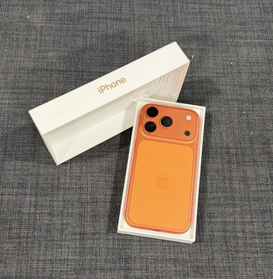 Apple iPhone 17 Pro - 256GB - Cosmic Orange -  USED - AT&T lock