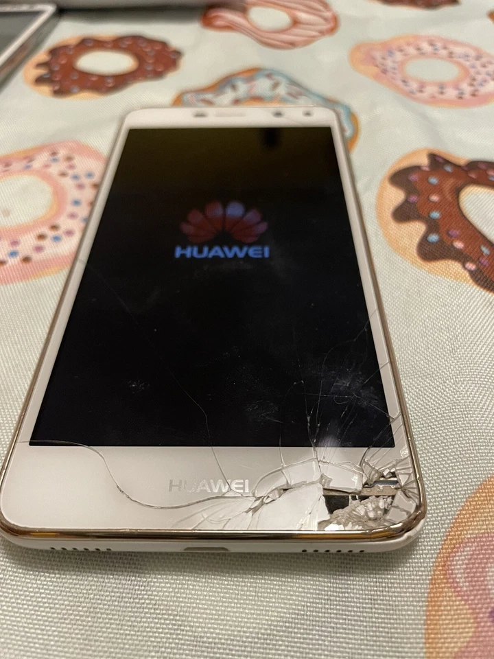 Huawei Nova Young - 16GB -Bianco - Immagine 2 di 4