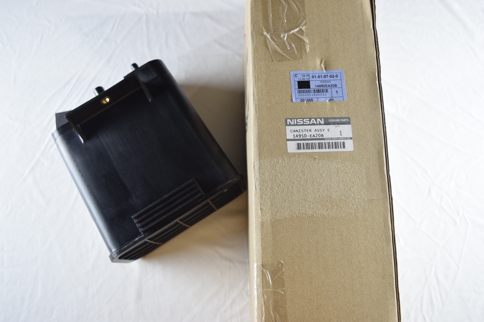 Genuine Nissan Frontier Xterra Pathfinder Vapor Canister 14950ea20b OEM