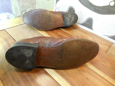 Austin Reed Brown Leather Wingtip Oxfords Men display picture 1