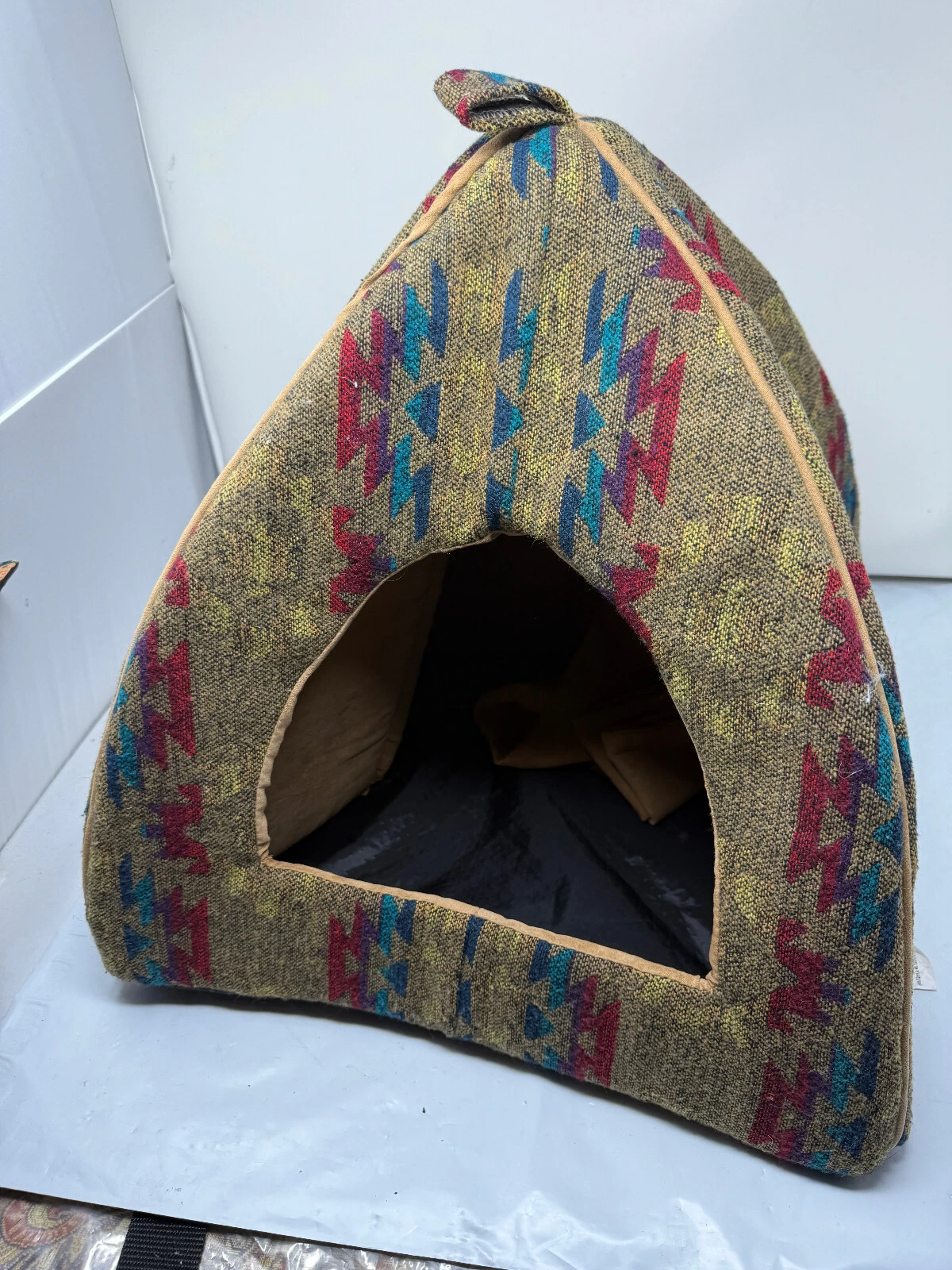 pet hut 18x18x16