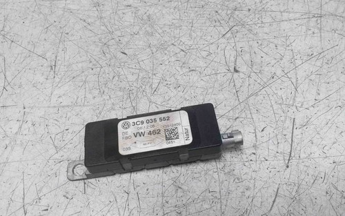 VW PASSAT Variant B5 3B6 Antennenverstärker  3C9035552 1.90 Diesel 28534350