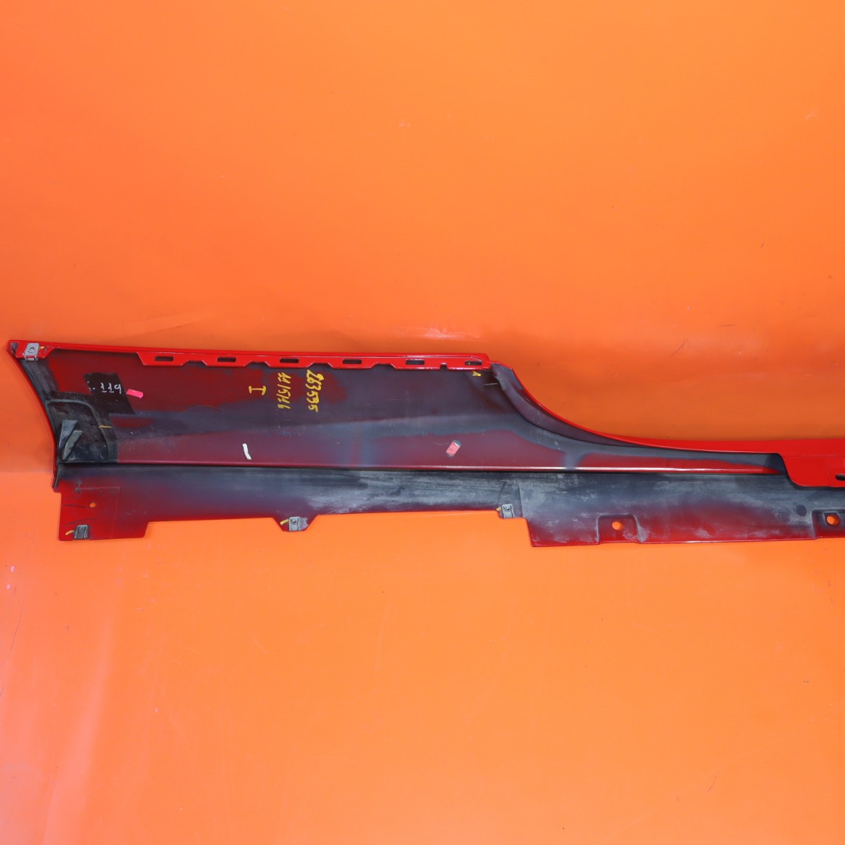 Ferrari 488 2016-2020 Left Rocker molding P/N 086612300