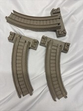 Trackmaster Thomas Friends 3 Pc. 8 Curved Riser Track Lot Tan Plastic