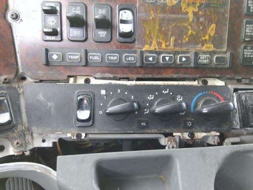 Replaces 2007 FREIGHTLINER CENTURY 120 TEMPERATURE CONTROL ,  MD