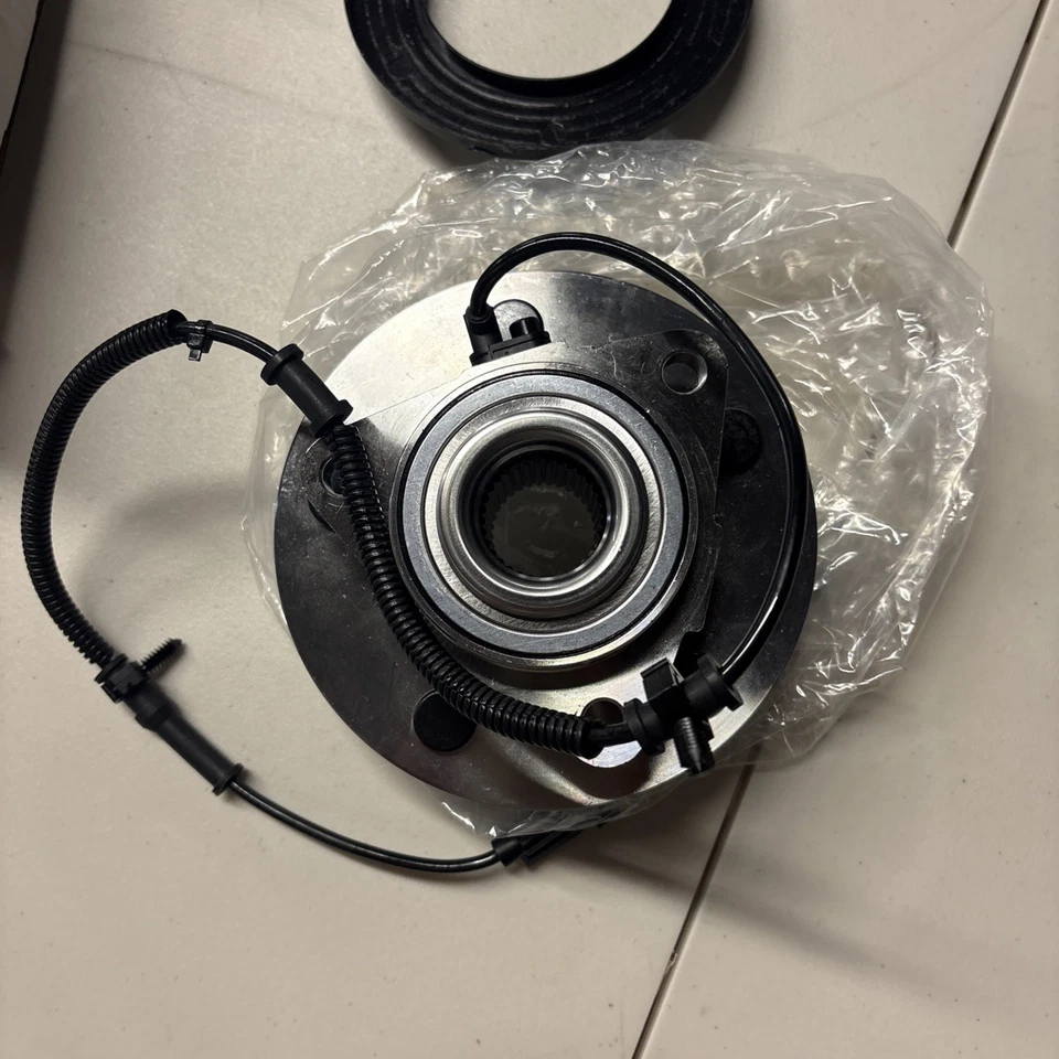 Buje de cojinete de rueda delantera MOOG 515151 para Dodge Ram 1500 2012-2018 con ABS Foto 2 de 4