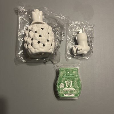 Scentsy Southern Hospitality Pineapple Mini Wax Warmer White Glossy Plus Wax