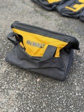New Dewalt Heavy Duty Ballistic Nylon 15" Tool Bag 1 . 15 x 10 x 10