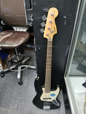 SQUIER AFFINITY JAZZ BASS BLACK 4-STRING ELECTRIC BASS GUITAR BY FEN (E13006043)