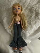 Bratz Mga 2001 First Edition Cloe Doll With Pink Belt Rhinestone Jeans No Top Bratz Mga 2001 First Edition Cloe Doll With Pink Belt Rhinestone Jeans No Top