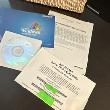 Microsoft Windows XP Professional CD with Manual and License Documentation