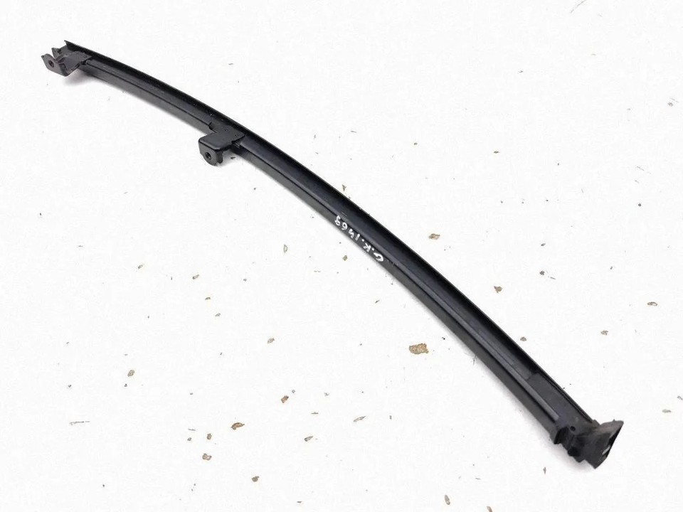 TOYOTA COROLLA Saloon E21 Rear Door Window Rail 1.80 39494184 | eBay UK