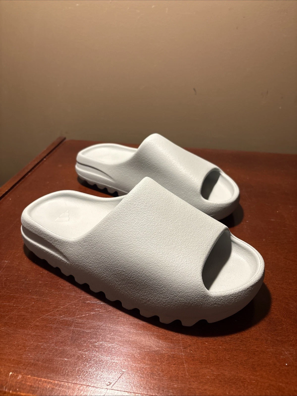 ADIDAS Yeezy Slides Salt uomo taglia 8