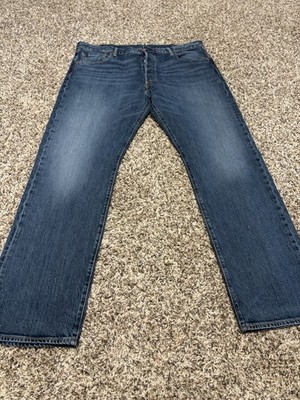Levi s Men s 501 Button Fly Regular Fit Straight Leg Jeans, Medium Wash 40/32