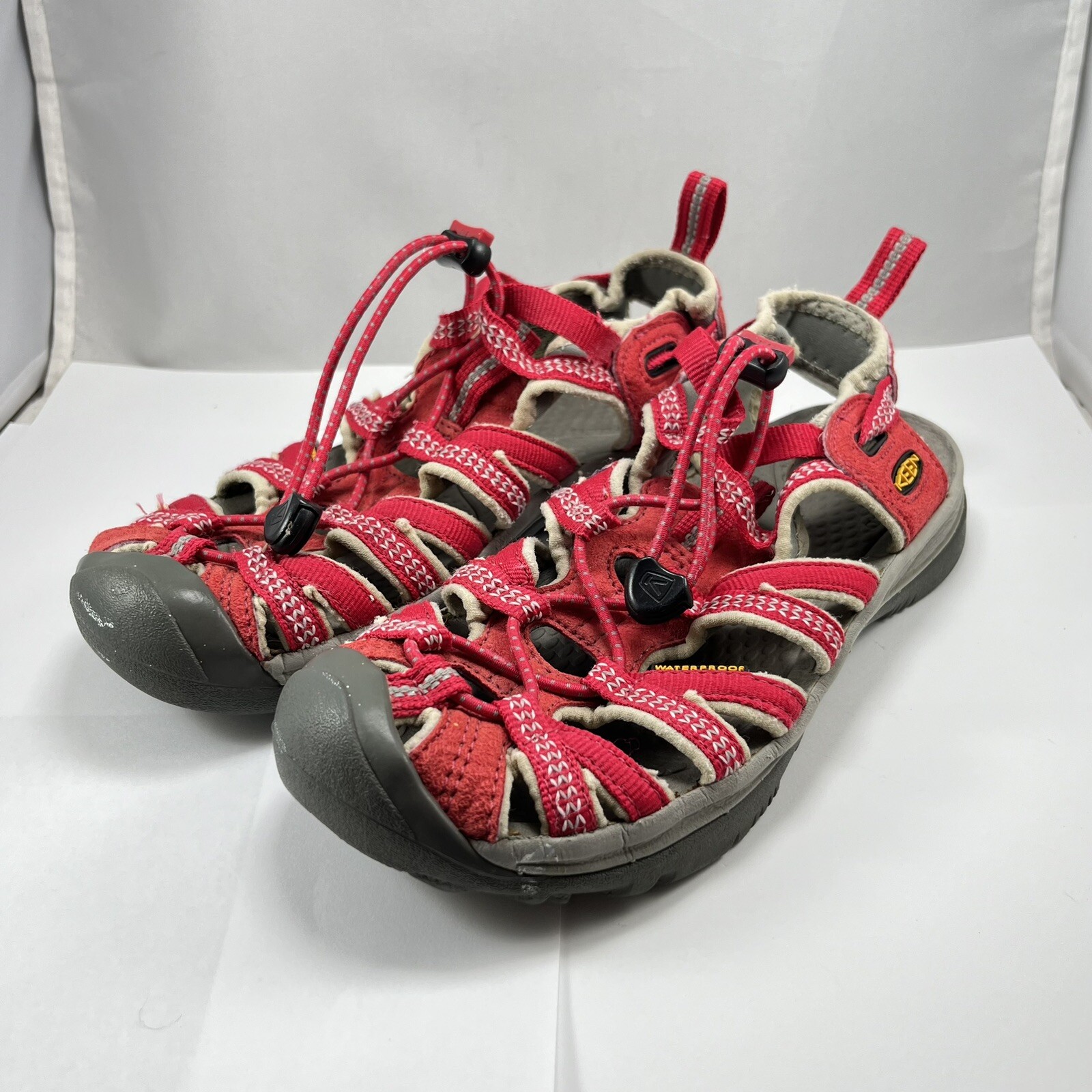 Sandali Keen taglia 4 rossi e grigi scarpe da acqua Moxie