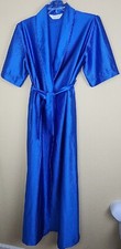 Vintage Women's Van Raalte 100 Polyester Blue Textured gorgeous robe nightgown