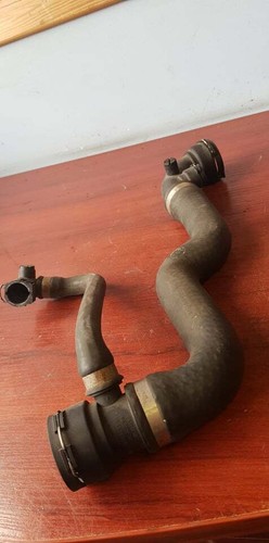 BMW 3er E46 Wasserschlauch Zulaufrohr Thermostat Kühler Half Cut 7520668