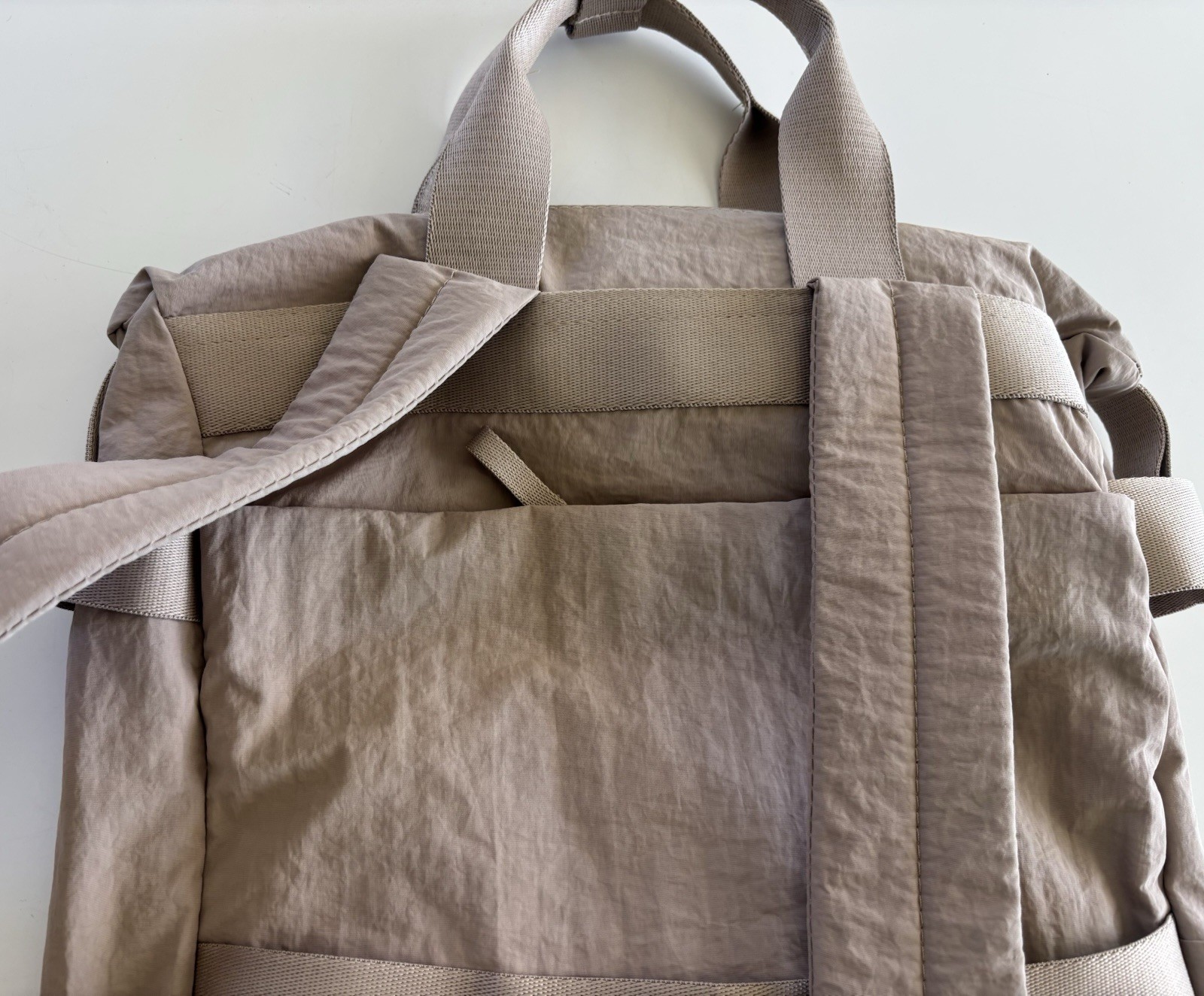 NWOT Alo Yoga Nylon Backpack Beige 14” X 16”