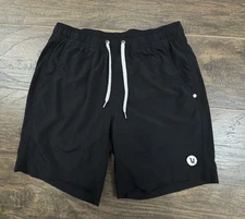 Vuori Shorts Mens Small KORE Black 7” Lined Athletic Casual V302