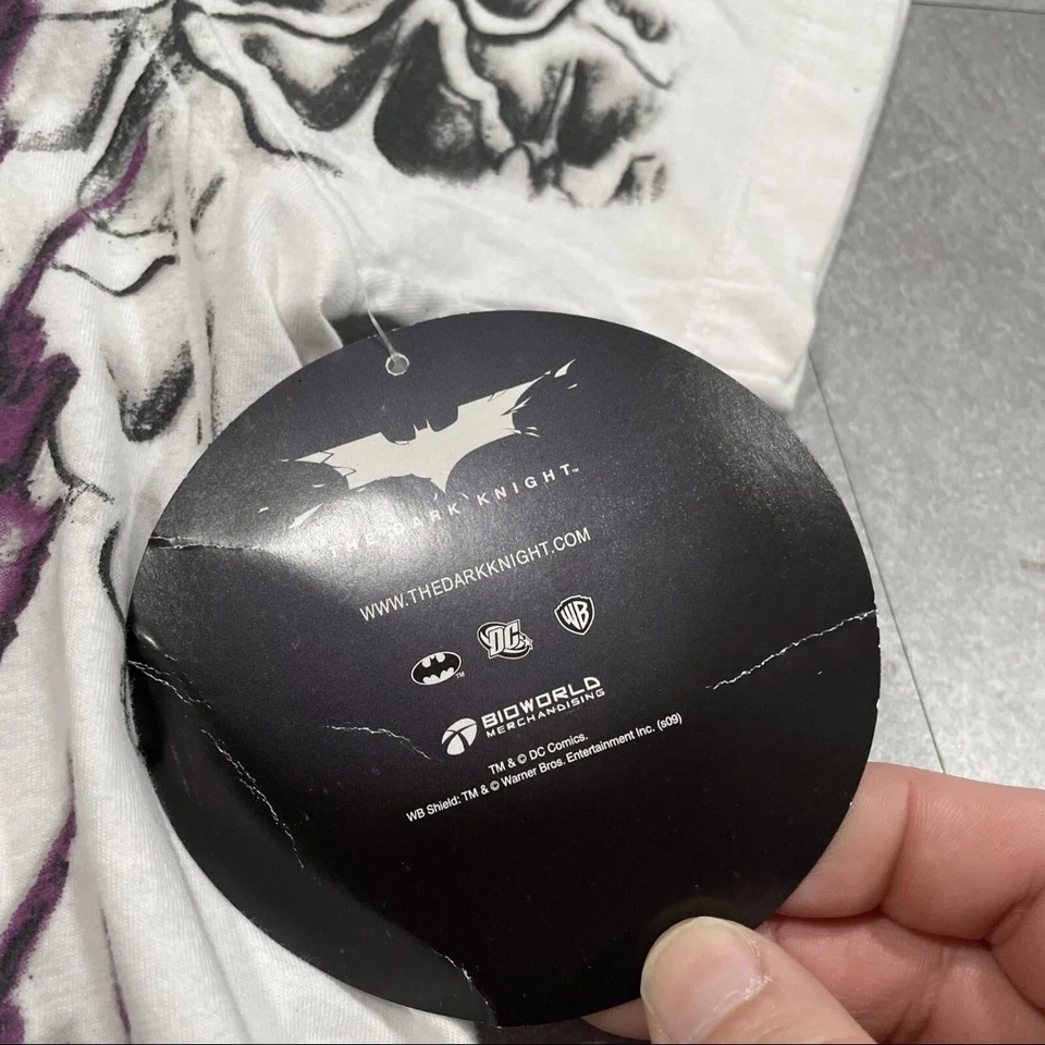 The Dark Knight Joker Shirt Mens Small White Black Purple DC Comics Movie Tee Foto 4 de 4