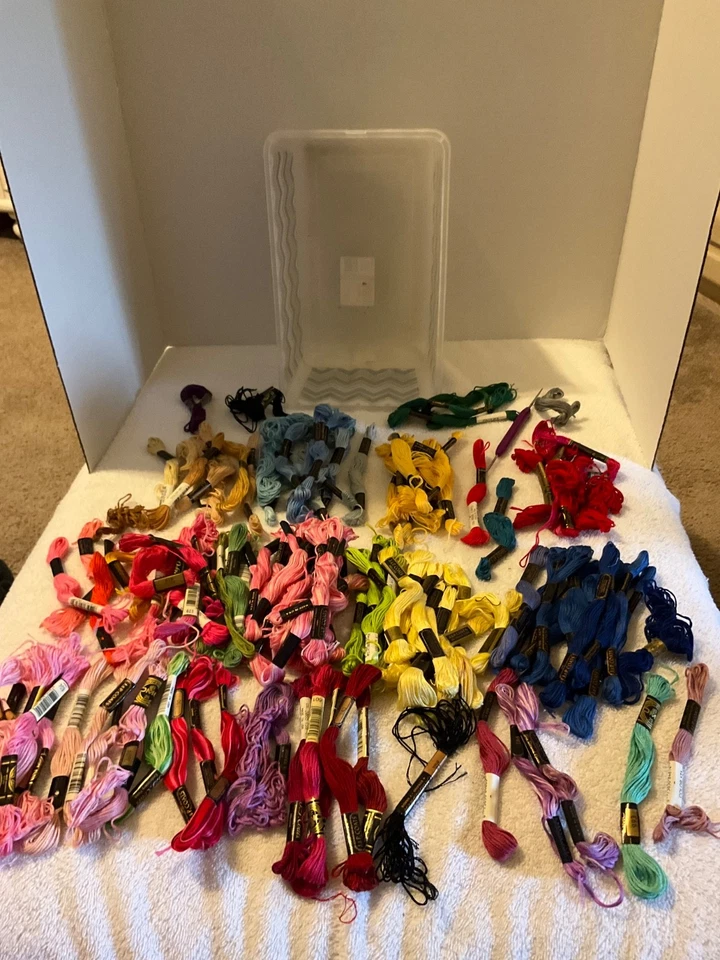 Embroidery Thread DMC J&P Coats HUGE LOT In a Plastic Shoebox - Image 2 of 4