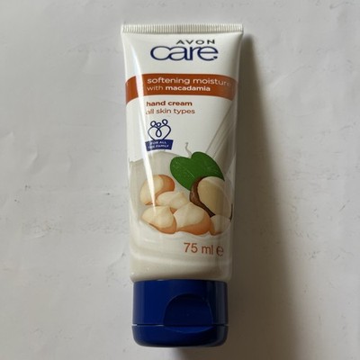 Avon Care Softening Moisture Handcreme mit Macadamia 75ml