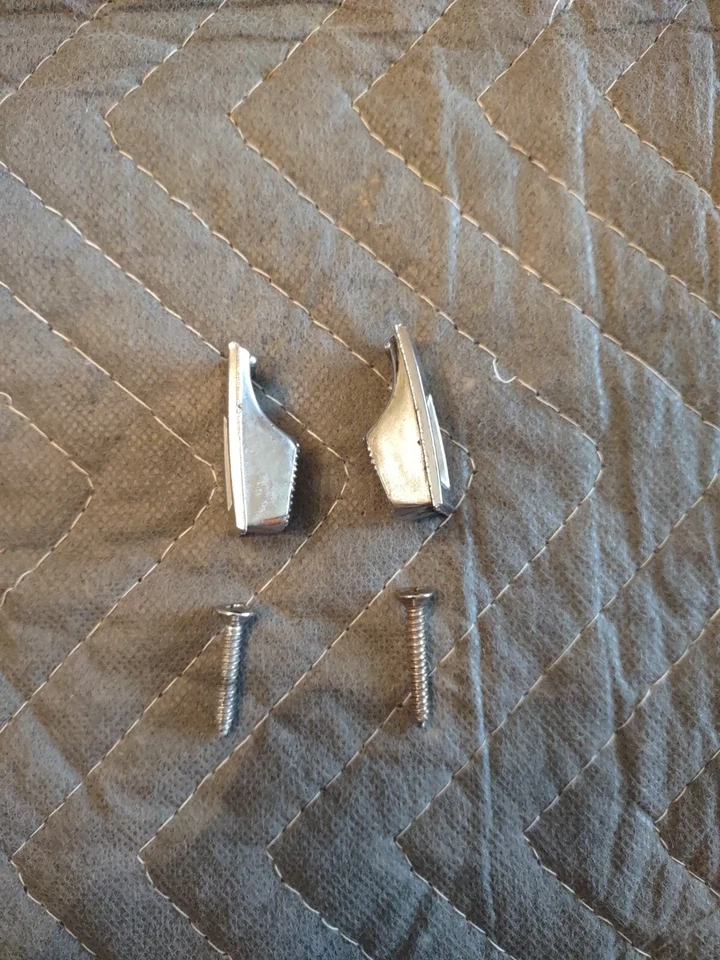 Dodge Coronet Charger Belvedere 1966 1967 juego de ganchos para abrigo Foto 2 de 4