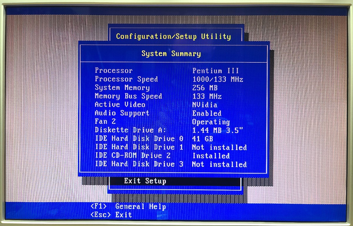 IBM NetVista A40 6380-TAU + Pentium 3 1GHz + 256MB + 40GB