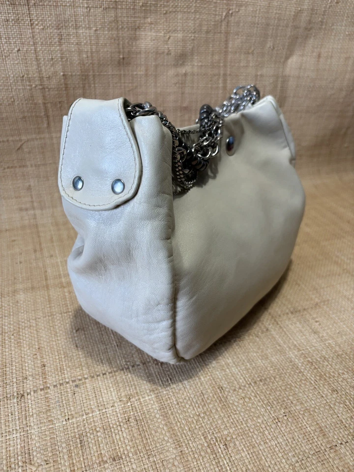 Bolso de mano de cuero Desmo Foto 3 de 4