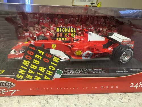 Michael Schumacher Ferrari 2006 Monza 1/18 Hot Wheels Rare With Pitboard - Picture 2 of 3