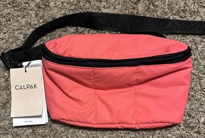 NWT Calpak Luka Belt Bag Crossbody Sling Puffer Travel Tech  display picture 3