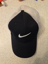 Nike Golf Black FlexFit Stretch Fit Golf Hat Cap VRS 20XI White Mesh