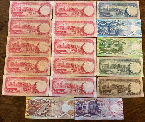 $64 Lot of 17 Central Bank of Barbados $1 $2 $5 $10 $20 Dollar Banknotes - Afbeelding 2 van 2