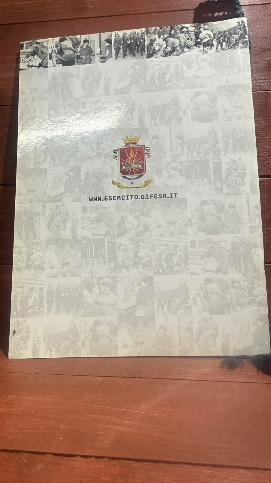 Photo 2/2