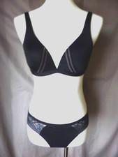 Skinny - BH Gr. 80 A -  Slip Gr.  L/40 - Schwarz - ungetragen - T-Shirt-BH 