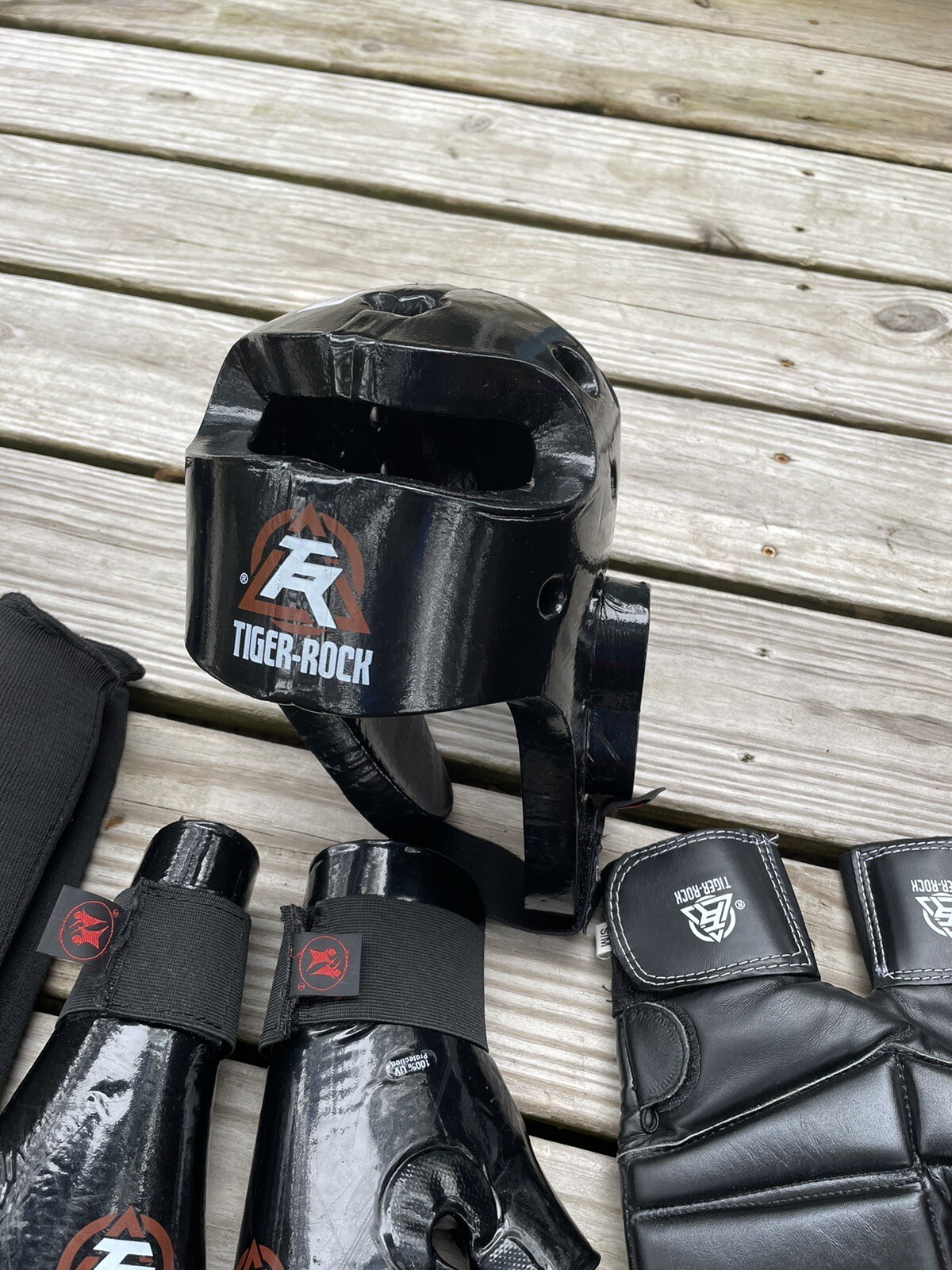 Martial Arts Sparring Karate Helmet Head Gear Foot Hand Size Med Tiger Rock Bag eBay