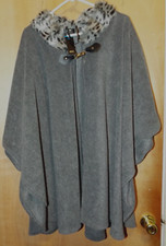 Mixit Ladies Cape Grey With Black Soft Collar One Size Msrp $65 New Jcp