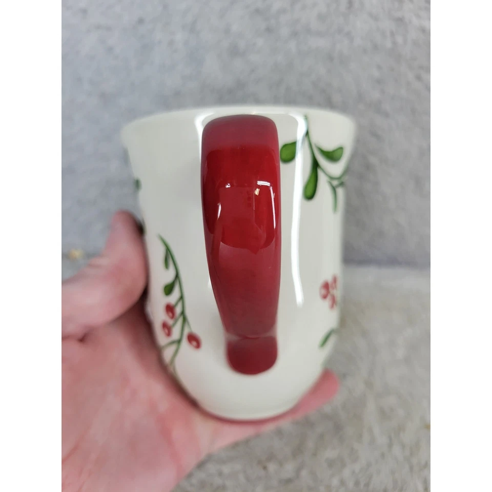 Juego de 4 tazas de acebo Better Homes and Gardens Heritage Collection Holiday 2011 Foto 4 de 4