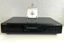 Sony MiniDisc Bundle  MDS-JE330,Remote, Walkman, Folding Headphones 30 Discs 