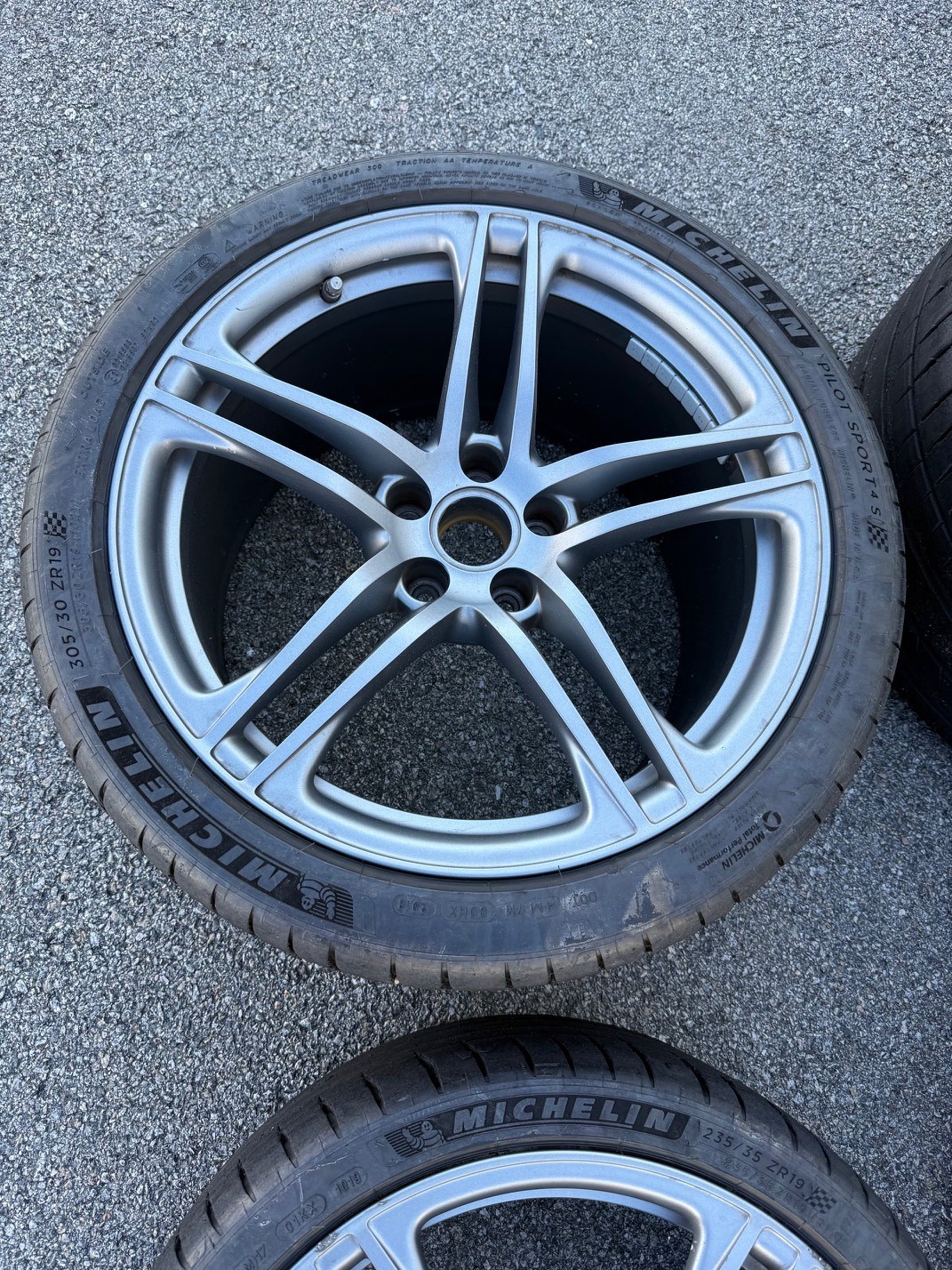 Audi R8 2008-2015 Front Wheels Set