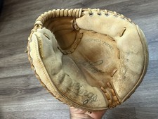 Rawlings RCM45 Catchers Mitt Mike Piazza Deep Well Pocket RHT Baseball Glove