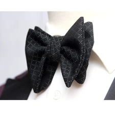 Camellucci Men's Self tied Bow Tie Small Butterfly Bow tie S619 Black Plaid NWT