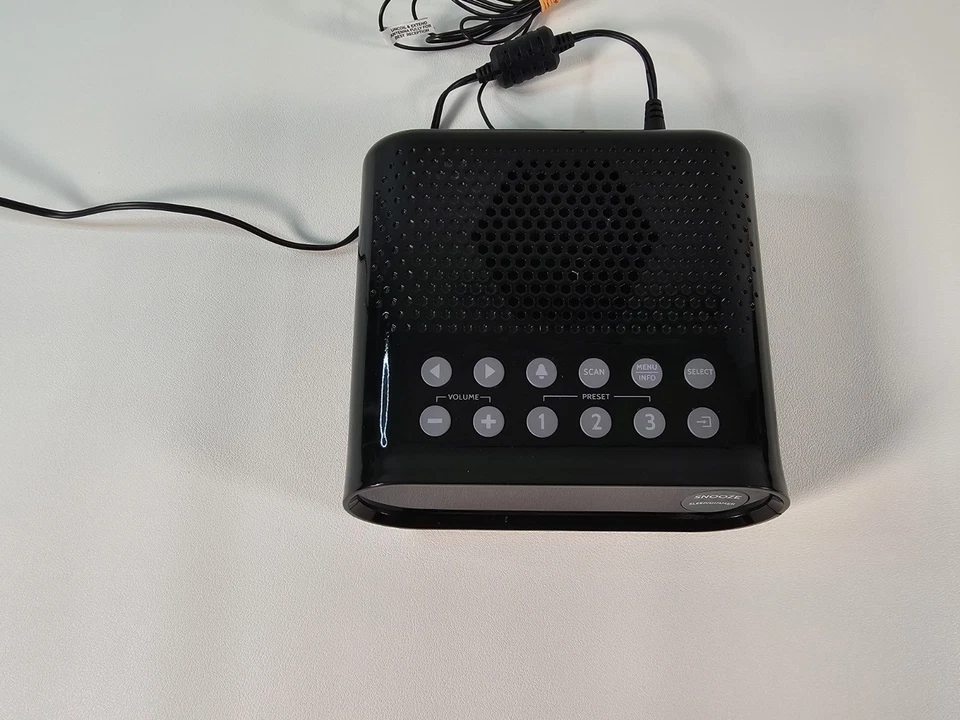 i-box Sunrise DAB FM Radio Alarm Clock USB Charging Snooze Sleep Dimmer Black - Image 2 of 4