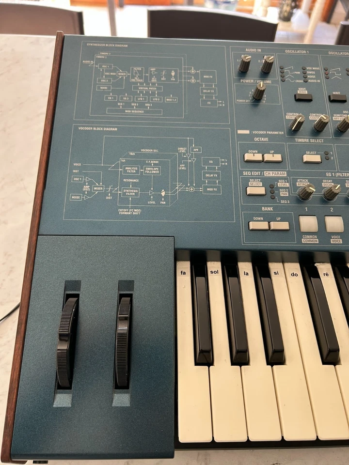 Korg MS2000 Synth - Bild 2 von 4