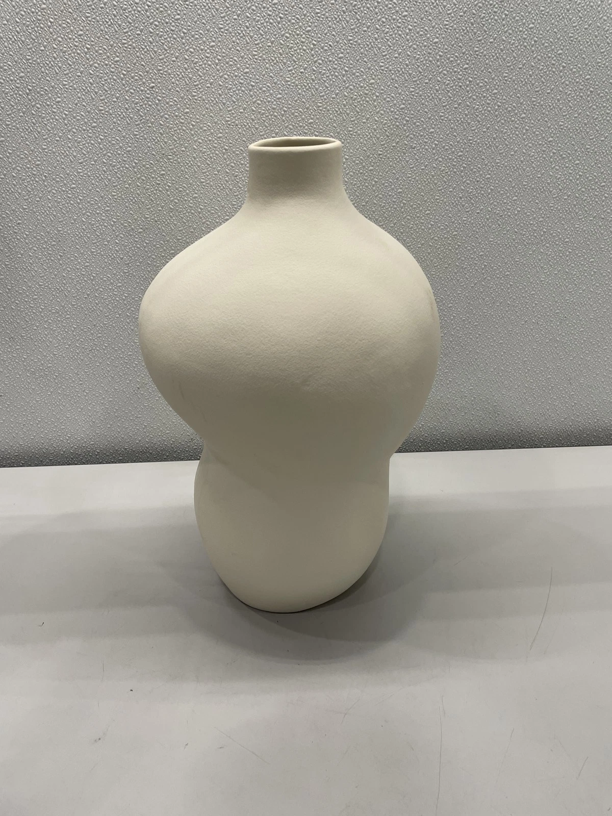 The Citizenry Terranova Vase - Thumbnail 3